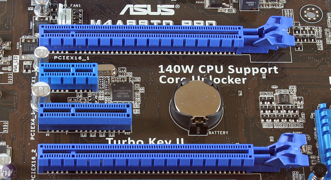 درگاه PCIe که مخفف Pipheral Component Interconnect Express است، یک رابط استاندارد برای اتصال قطعات پرسرعت است.